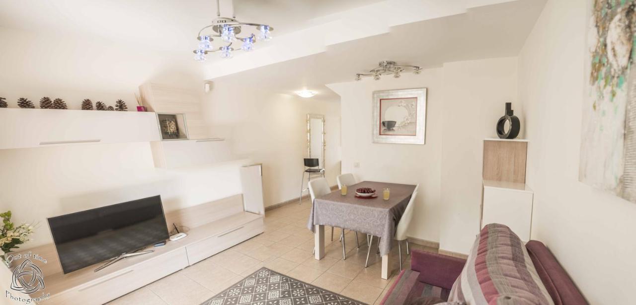 אדחה Townhouse Oasis Fanabe With 3 Bedrooms And Ac, Mir150 מראה חיצוני תמונה